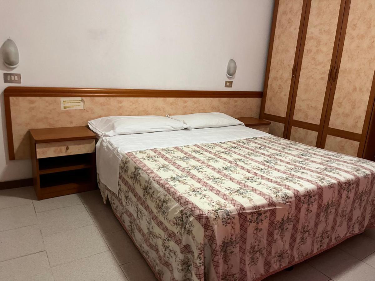 Hotel Zucconi Montecatini Terme Eksteriør billede